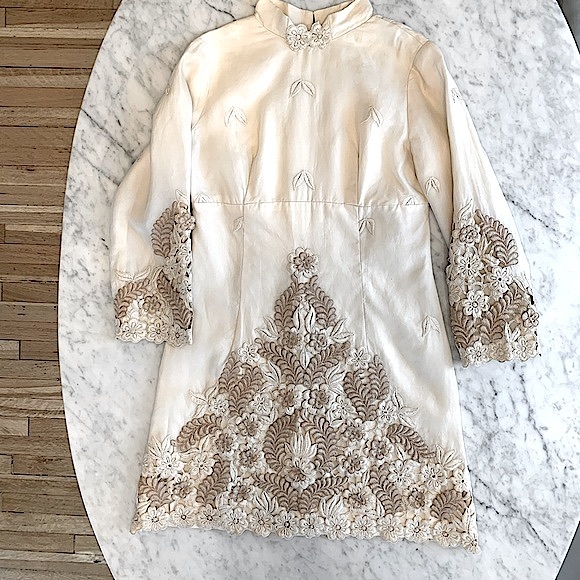 Vintage cream|taupe tonal embroidered mini dress with slight A-line size S/M - Picture 6 of 12